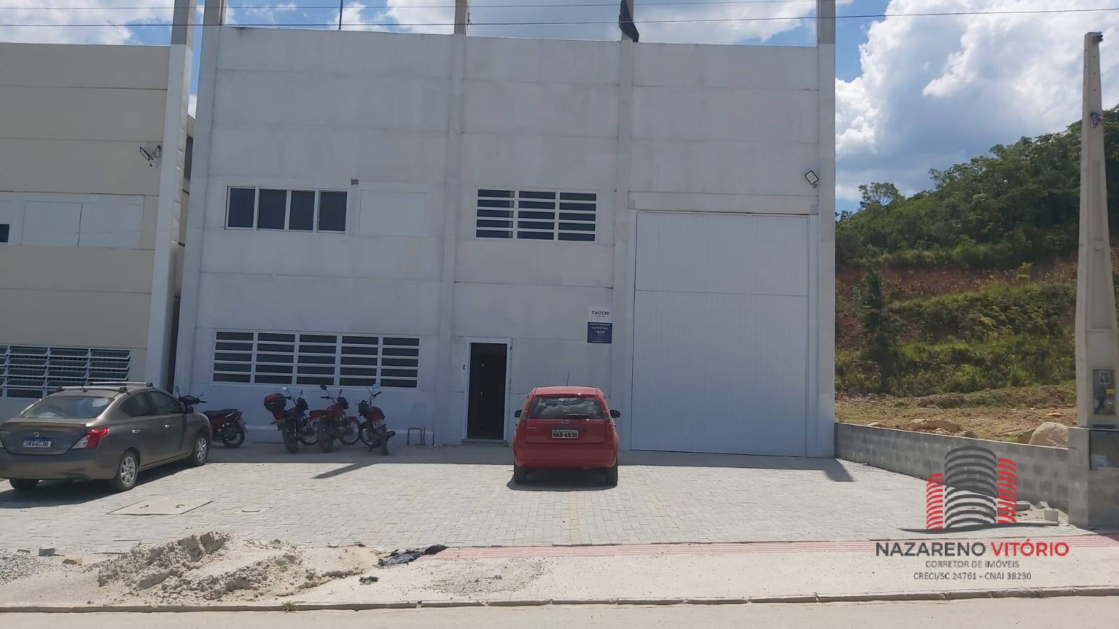 Depósito-Galpão-Armazém para alugar, 600m² - Foto 1