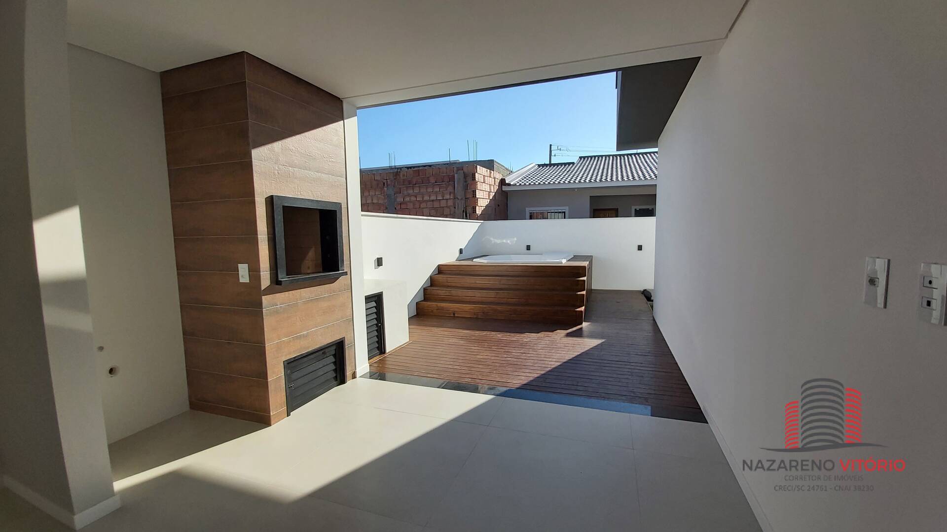 Casa à venda com 3 quartos, 106m² - Foto 8