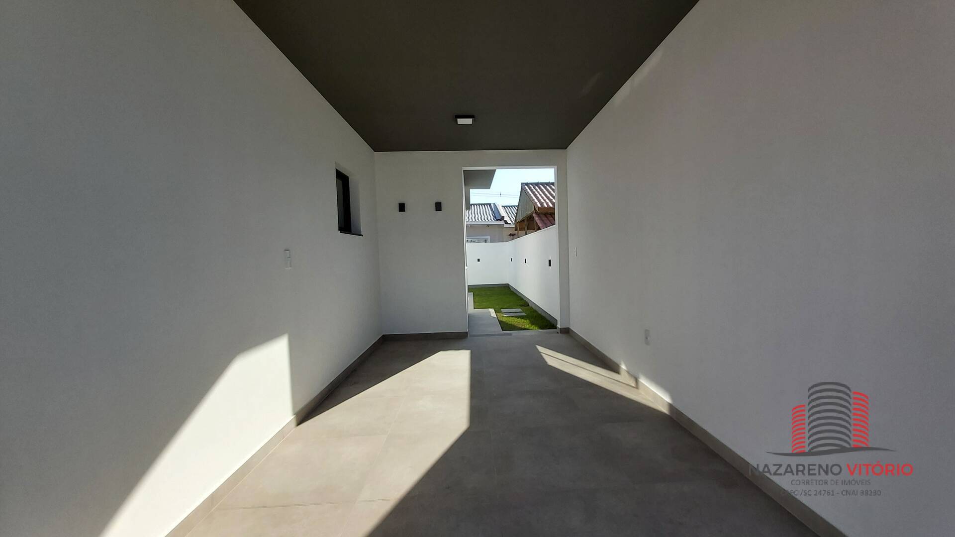 Casa à venda com 3 quartos, 106m² - Foto 12