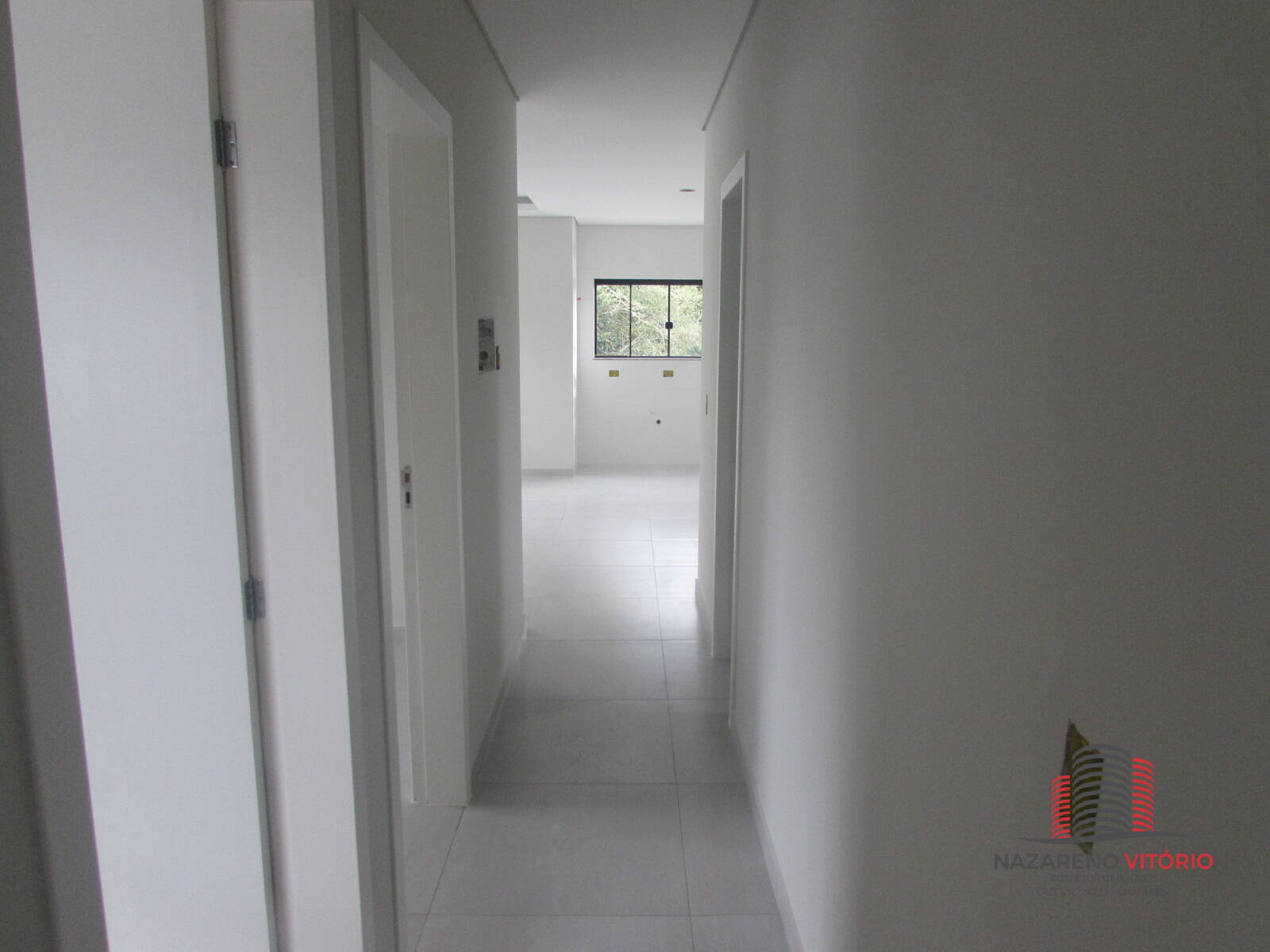 Casa à venda com 3 quartos, 101m² - Foto 13