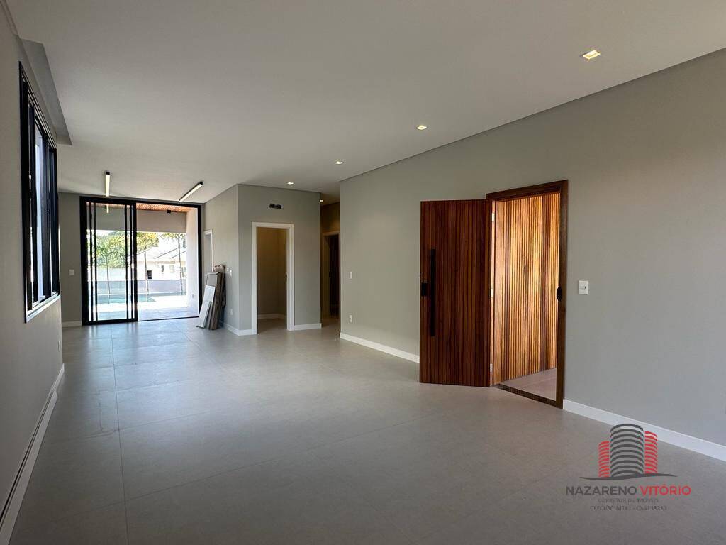 Casa à venda com 3 quartos, 173m² - Foto 7