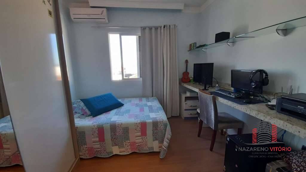 Cobertura à venda com 3 quartos, 216m² - Foto 13