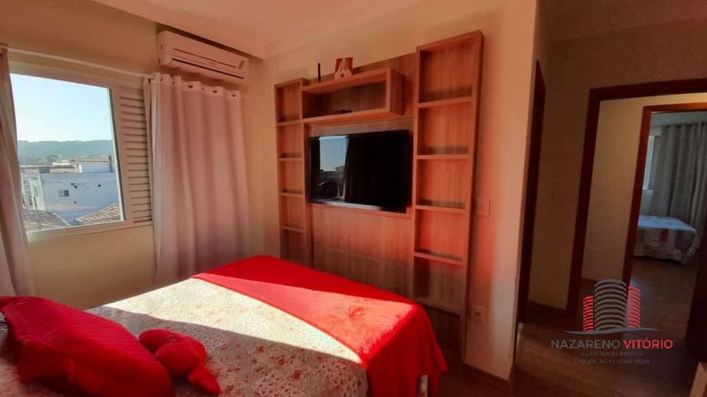 Cobertura à venda com 3 quartos, 216m² - Foto 11