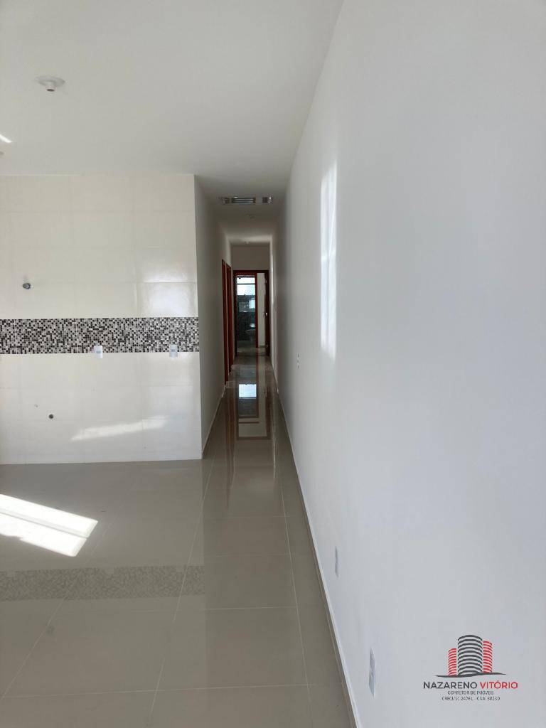 Casa à venda com 3 quartos, 95m² - Foto 4