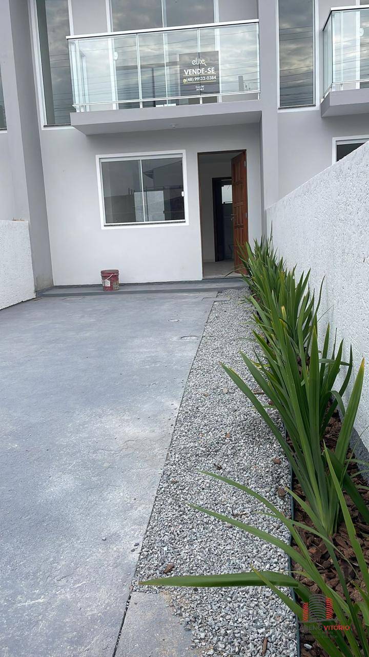 Sobrado à venda com 2 quartos, 64m² - Foto 4