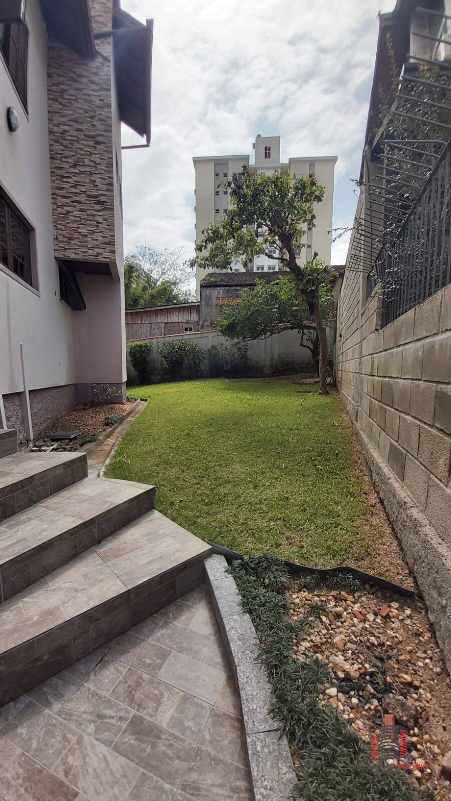 Casa à venda com 4 quartos, 191m² - Foto 8